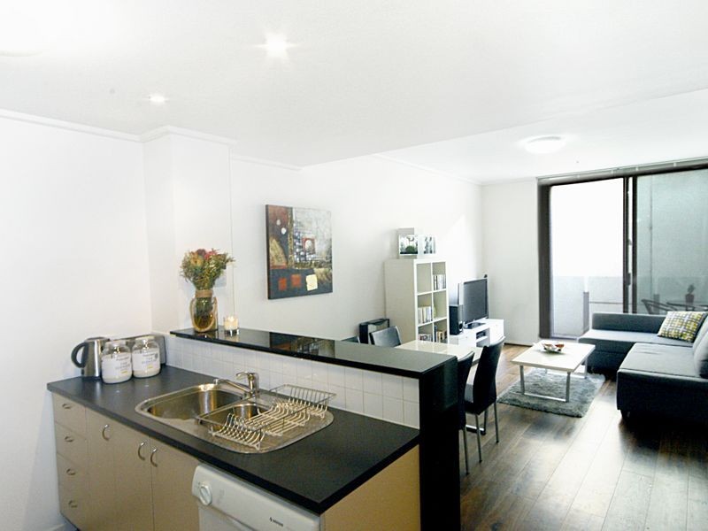 27/83 Whiteman Street, Southbank VIC 3006