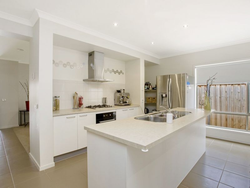 29 Seafarer Way, Point Cook VIC 3030