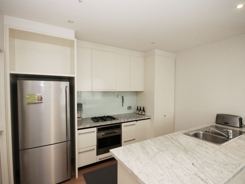 901/80 Clarendon Street, Southbank VIC 3006