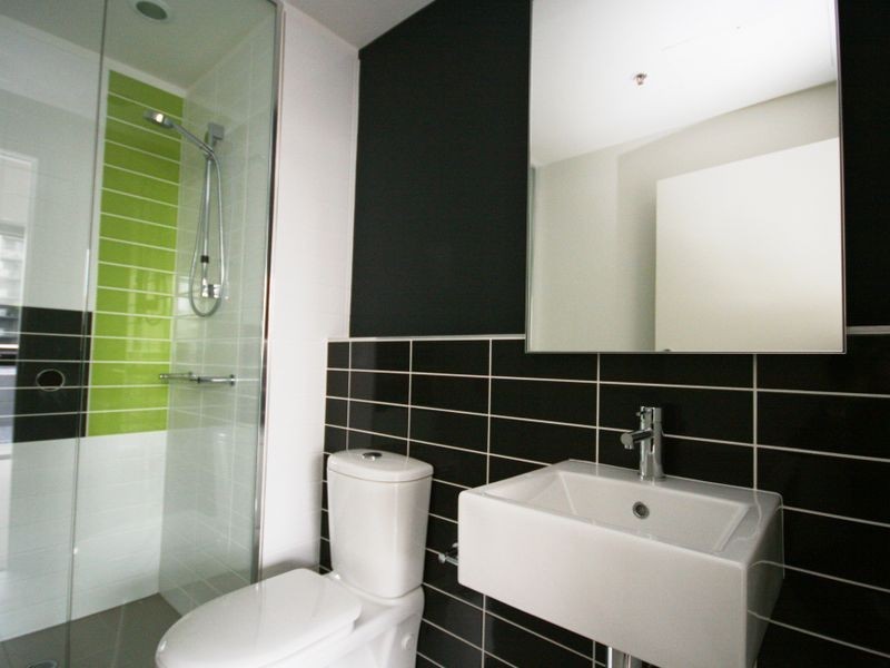 206/815 Bourke Street, Docklands VIC 3008