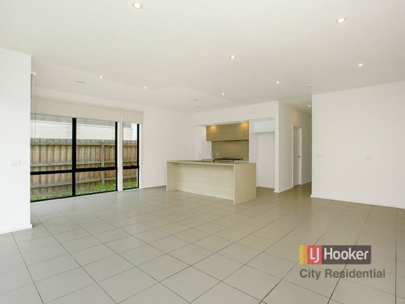 7 Yarra Bing Crescent, Burwood VIC 3125