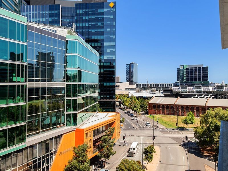 703/8 Waterview Walk, Docklands VIC 3008