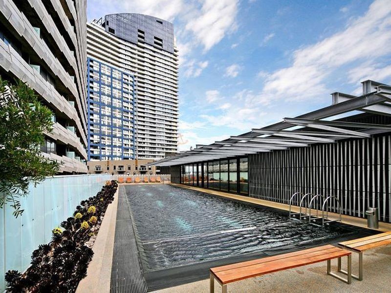 703/8 Waterview Walk, Docklands VIC 3008