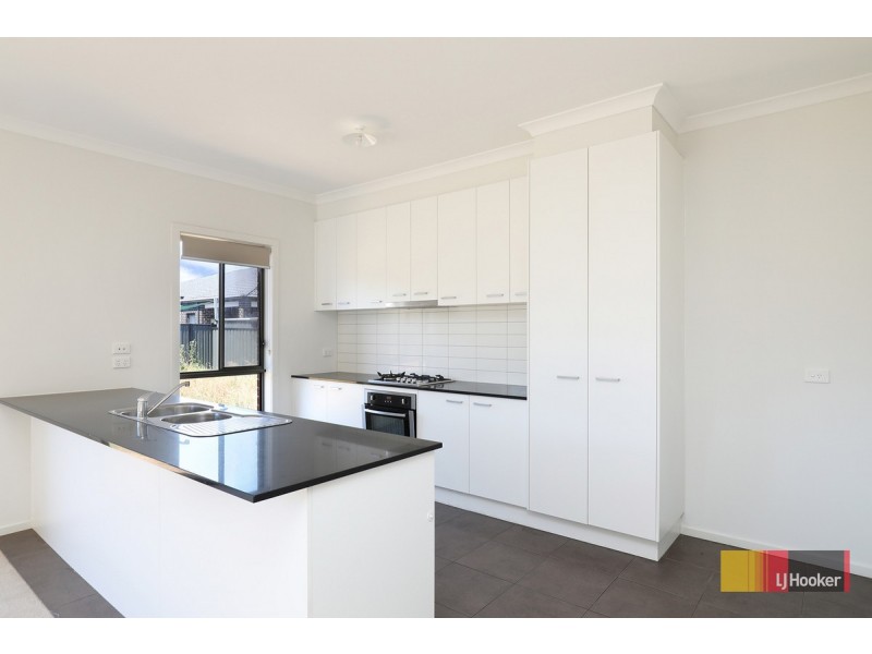 128 Grevillea Street, Craigieburn VIC 3064