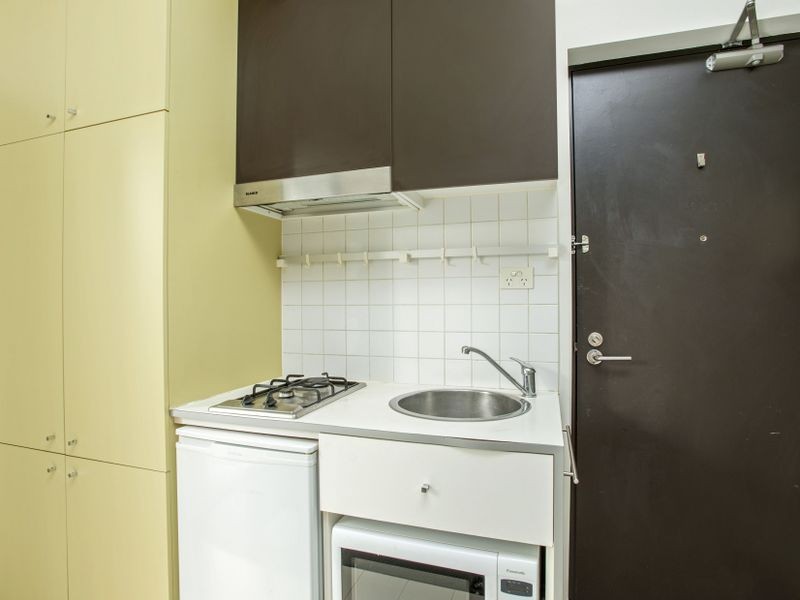 112/9 Earl Street, Carlton VIC 3053