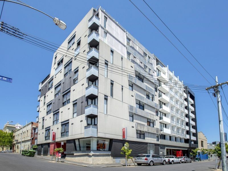 112/9 Earl Street, Carlton VIC 3053