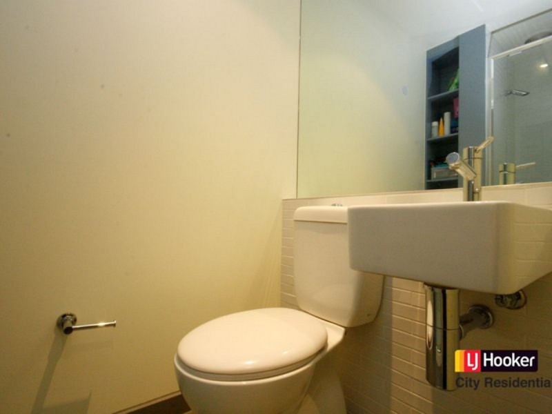 805/243 Franklin Street, Melbourne VIC 3000