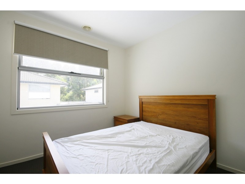 4 Alandown Close, Knoxfield VIC 3180