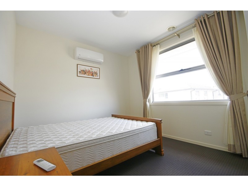 4 Alandown Close, Knoxfield VIC 3180