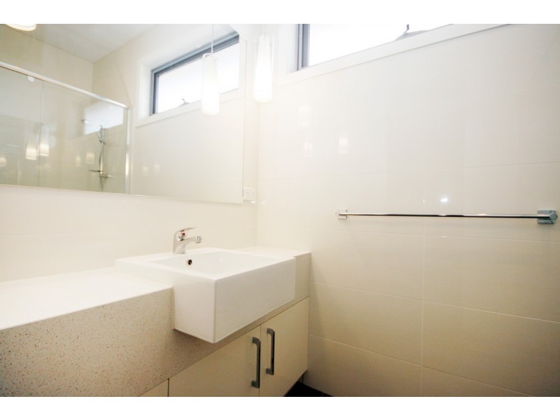 10 Emica Parade, Knoxfield VIC 3180