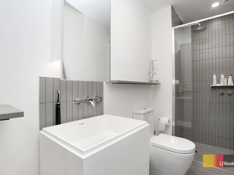 1407/105 Clarendon Street, Southbank VIC 3006