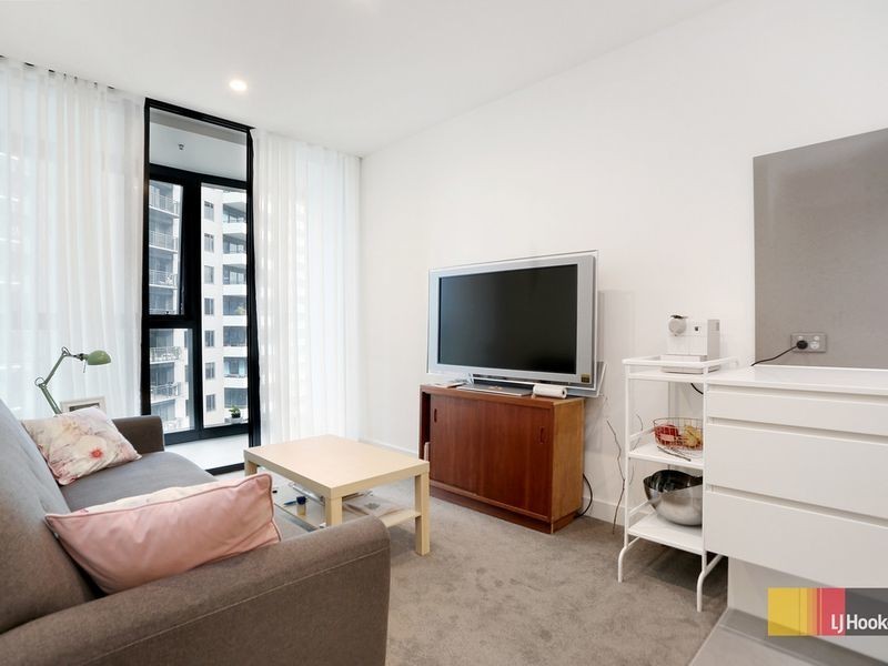 1407/105 Clarendon Street, Southbank VIC 3006