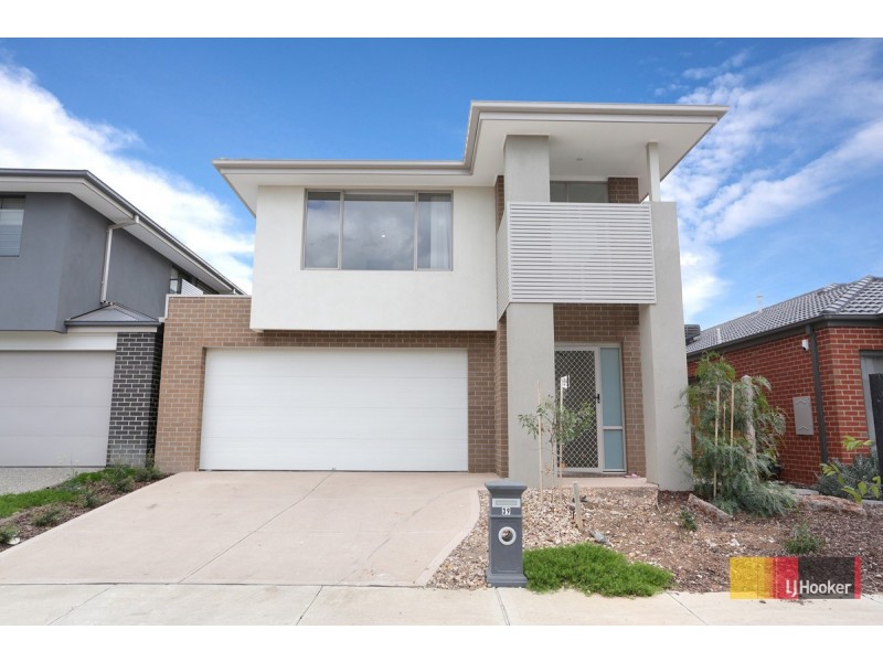 39 Postema Drive, Point Cook VIC 3030