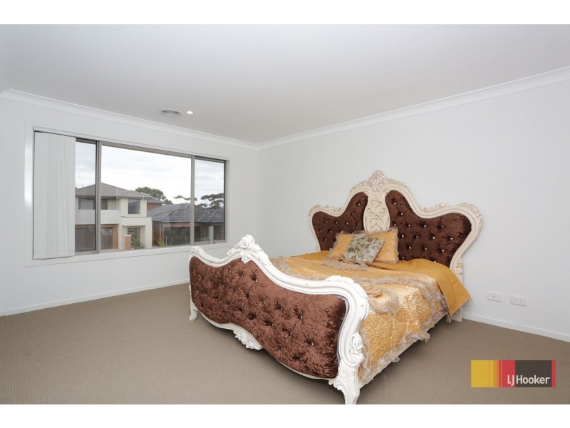 39 Postema Drive, Point Cook VIC 3030