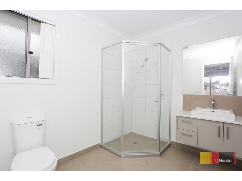 39 Postema Drive, Point Cook VIC 3030