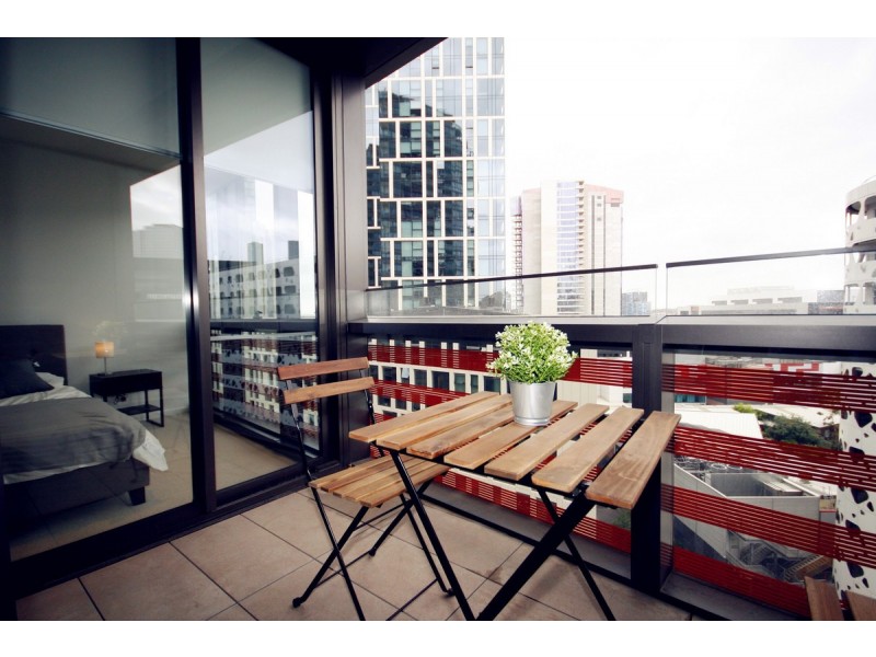 1002N/883 Collins Street, Docklands VIC 3008