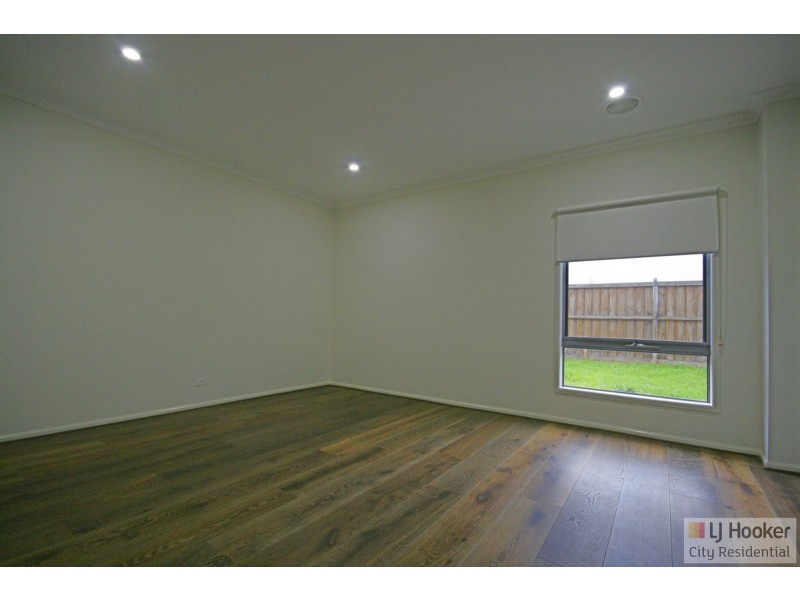 23 Newport Avenue, Williams Landing VIC 3027