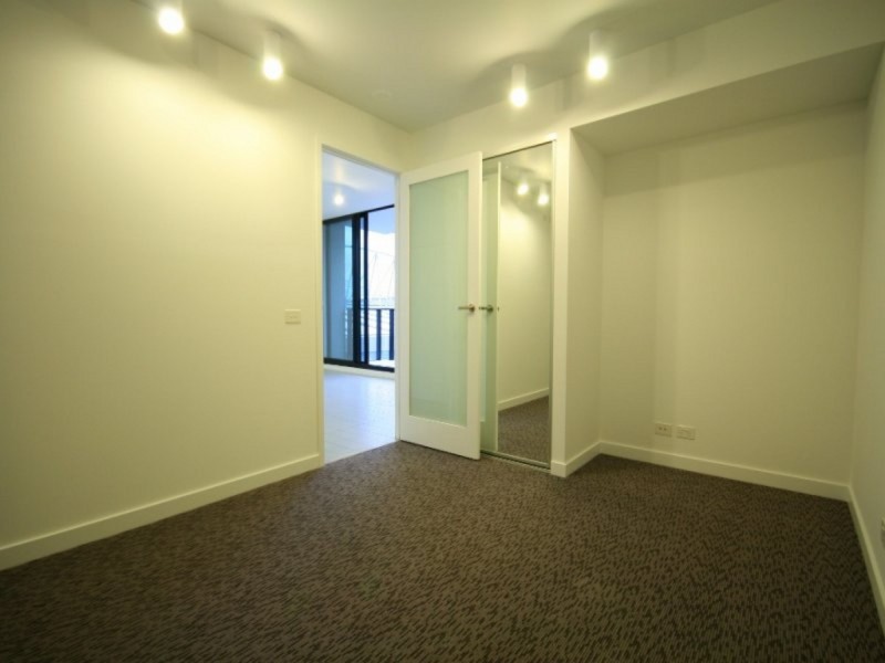 1015/673 La Trobe Street, Docklands VIC 3008