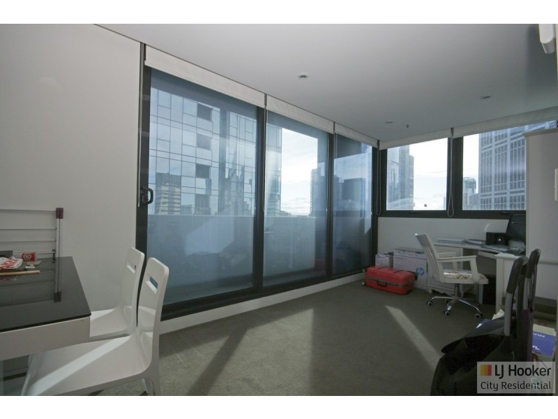 1807/8 Sutherland Street, Melbourne VIC 3000