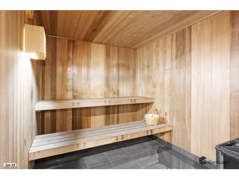 1807/8 Sutherland Street, Melbourne VIC 3000