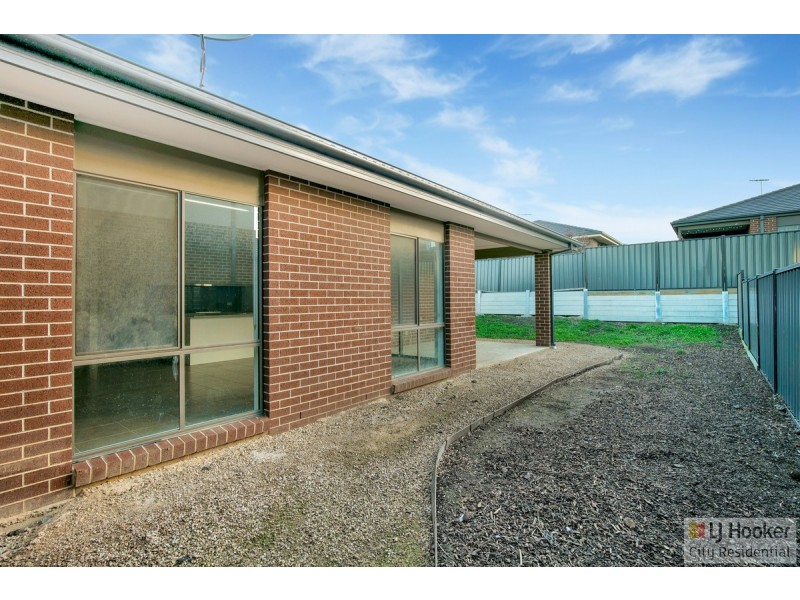 66 Riverside Drive, Craigieburn VIC 3064