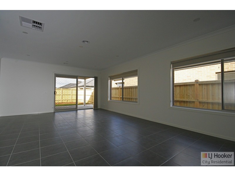 28 Pendulum Street, Truganina VIC 3029