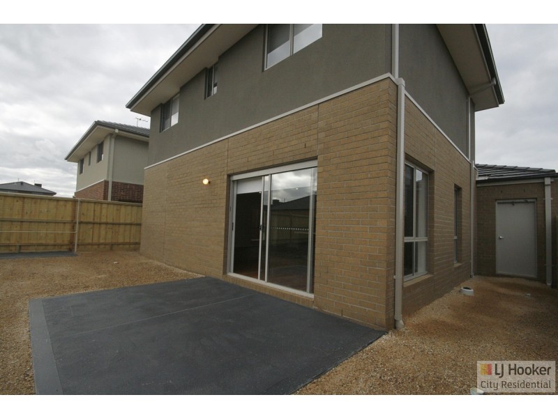 33 Muse Boulevard, Truganina VIC 3029