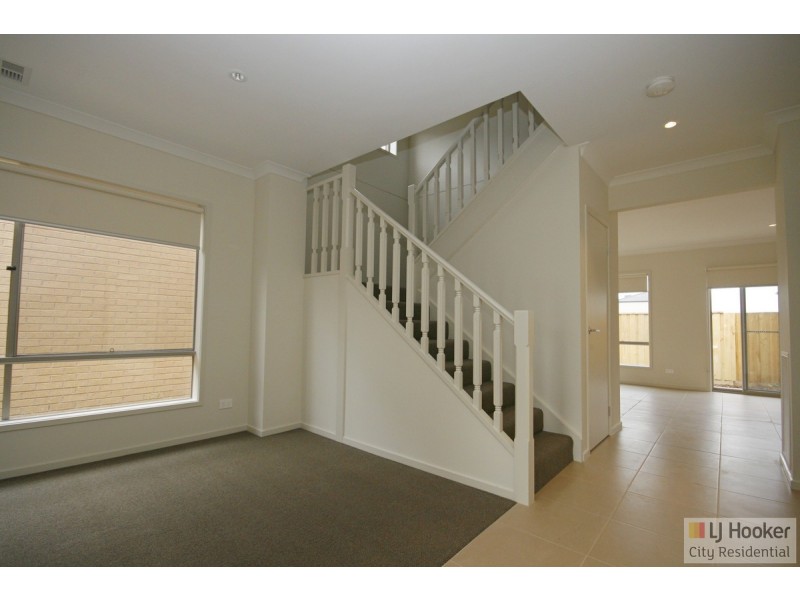 15 Leroy Crescent, Point Cook VIC 3030