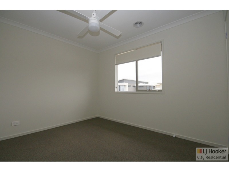 15 Leroy Crescent, Point Cook VIC 3030