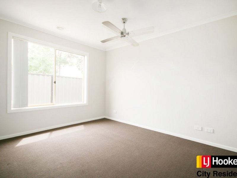 28 Blue Jay Crescent, Tarneit VIC 3029