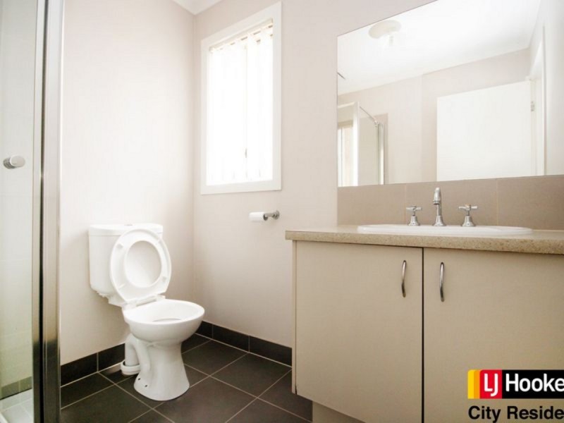 28 Blue Jay Crescent, Tarneit VIC 3029