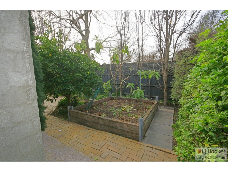 14 Rossfield Avenue, Kew VIC 3101