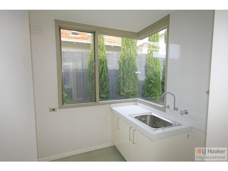 14 Rossfield Avenue, Kew VIC 3101