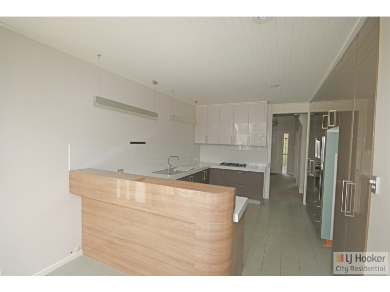 14 Rossfield Avenue, Kew VIC 3101