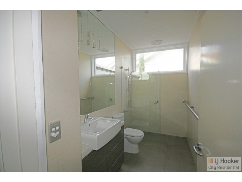 14 Rossfield Avenue, Kew VIC 3101