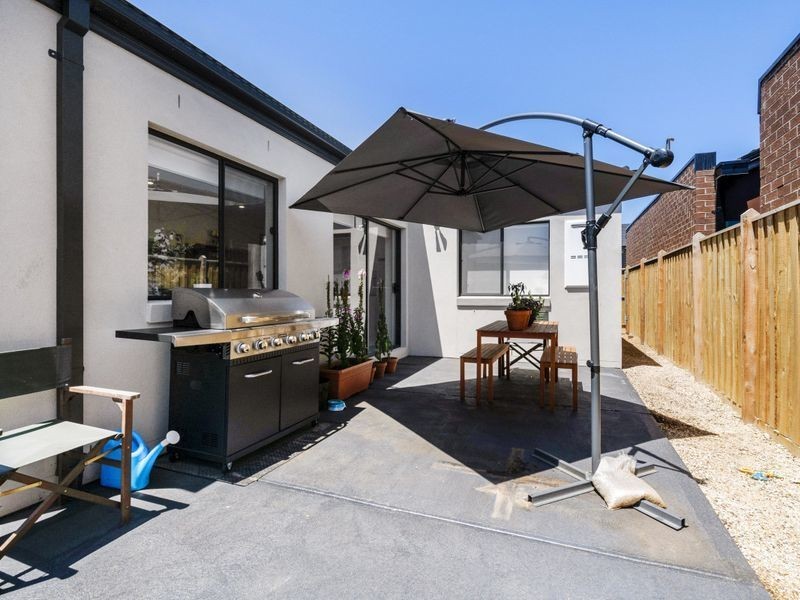 21 Newson Street, Keysborough VIC 3173