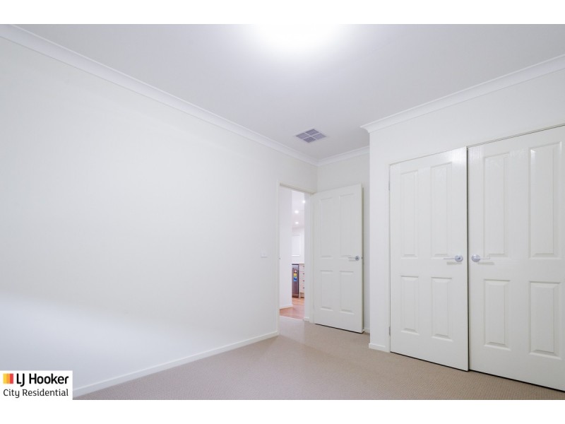 28 Zuccotti Crescent, Point Cook VIC 3030