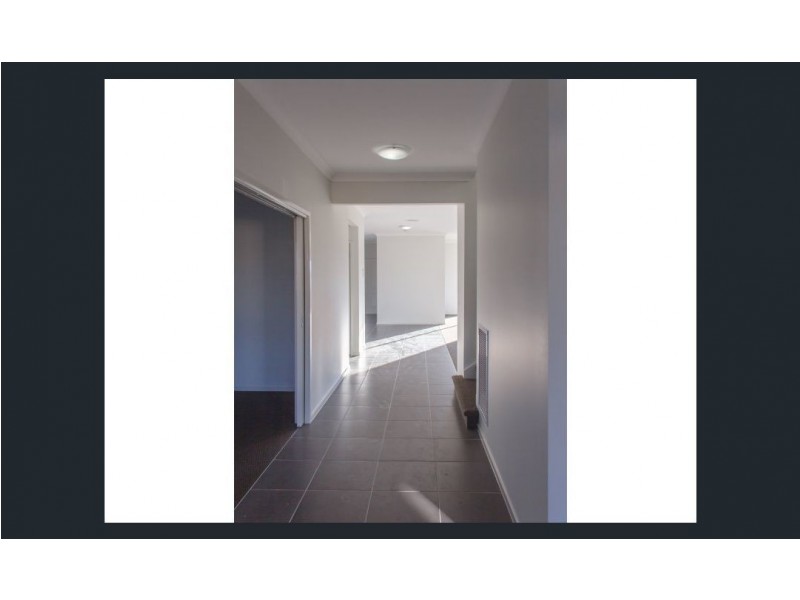 4 Savile Place, Narre Warren VIC 3805