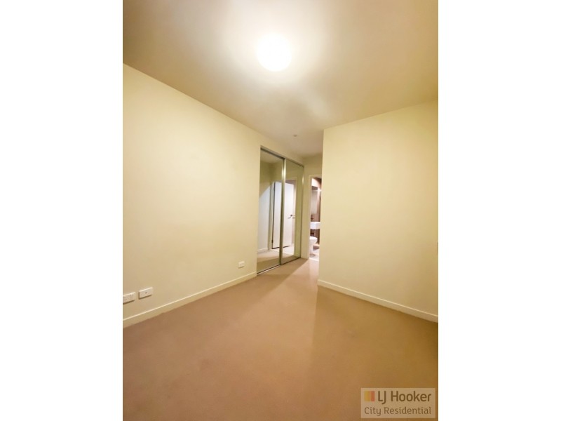2003/568 Collins Street, Melbourne VIC 3000