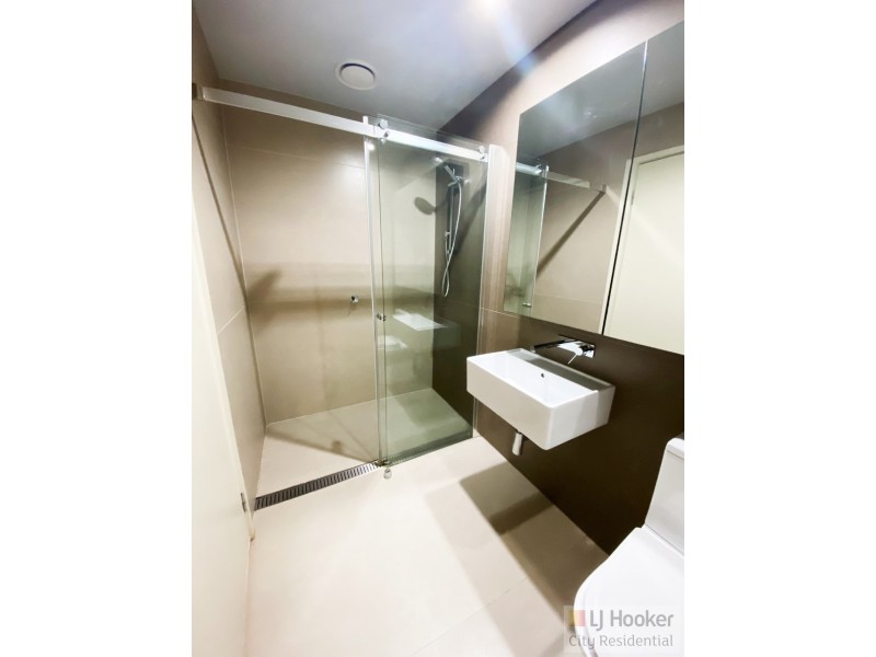 2003/568 Collins Street, Melbourne VIC 3000