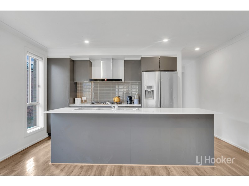 22 Kittyhawk Road, Point Cook VIC 3030