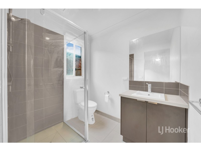 22 Kittyhawk Road, Point Cook VIC 3030