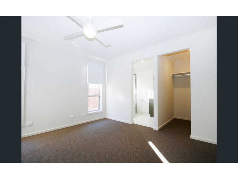 22 Kittyhawk Road, Point Cook VIC 3030