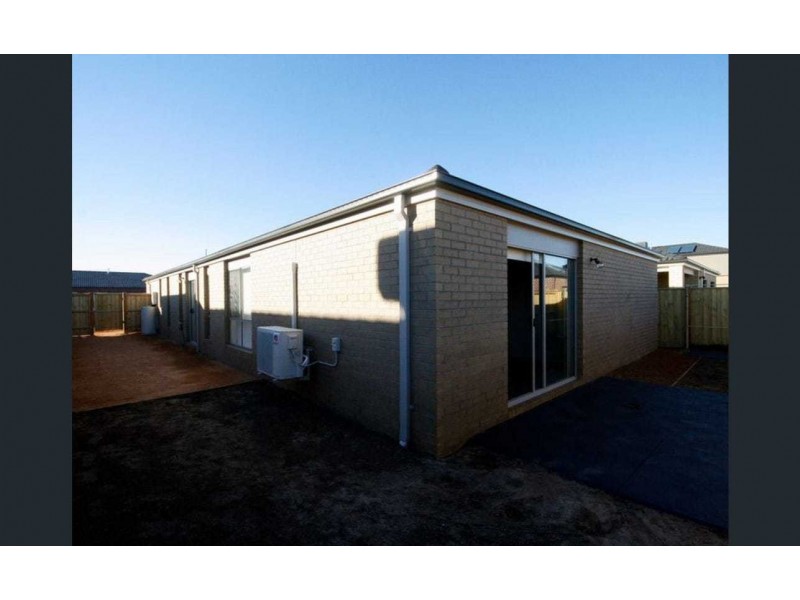 22 Kittyhawk Road, Point Cook VIC 3030