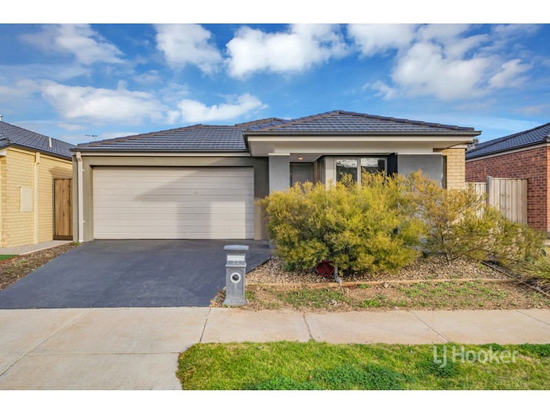 22 Kittyhawk Road, Point Cook VIC 3030