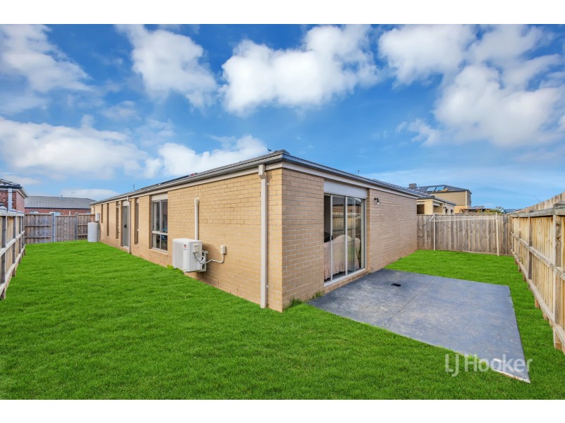 22 Kittyhawk Road, Point Cook VIC 3030