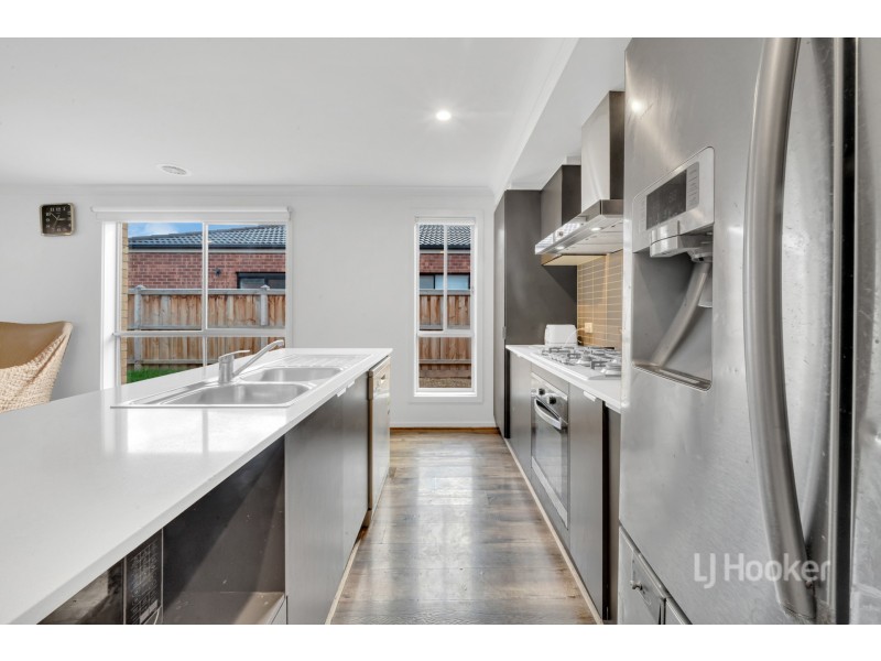 22 Kittyhawk Road, Point Cook VIC 3030