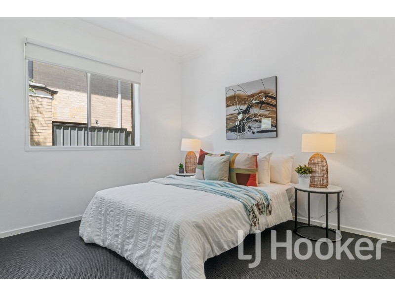 15 Chartwell Avenue, Truganina VIC 3029