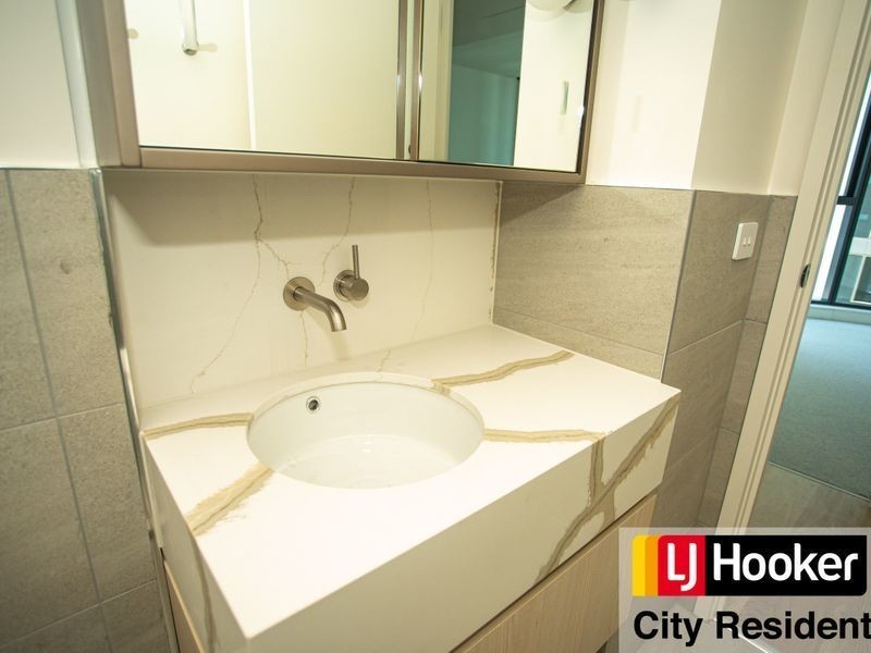 1209W/105 Batman Street, West Melbourne VIC 3003