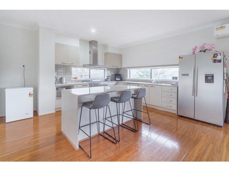 3 Pollen Place, Narre Warren VIC 3805